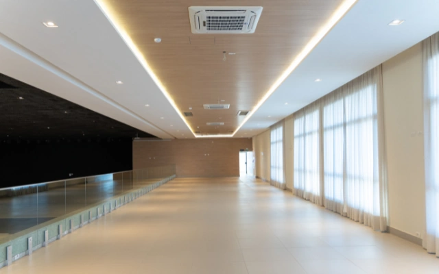 Split Piso-Teto Carrier Xperience com Split Piso-Teto Carrier Xperience quarta imagem de dez
